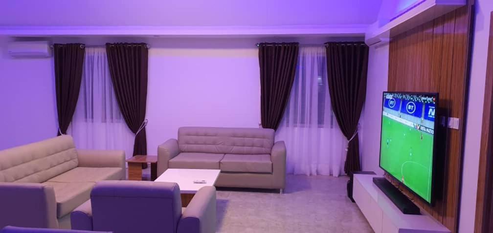 Presken Hotels @ Абуджа Екстериор снимка